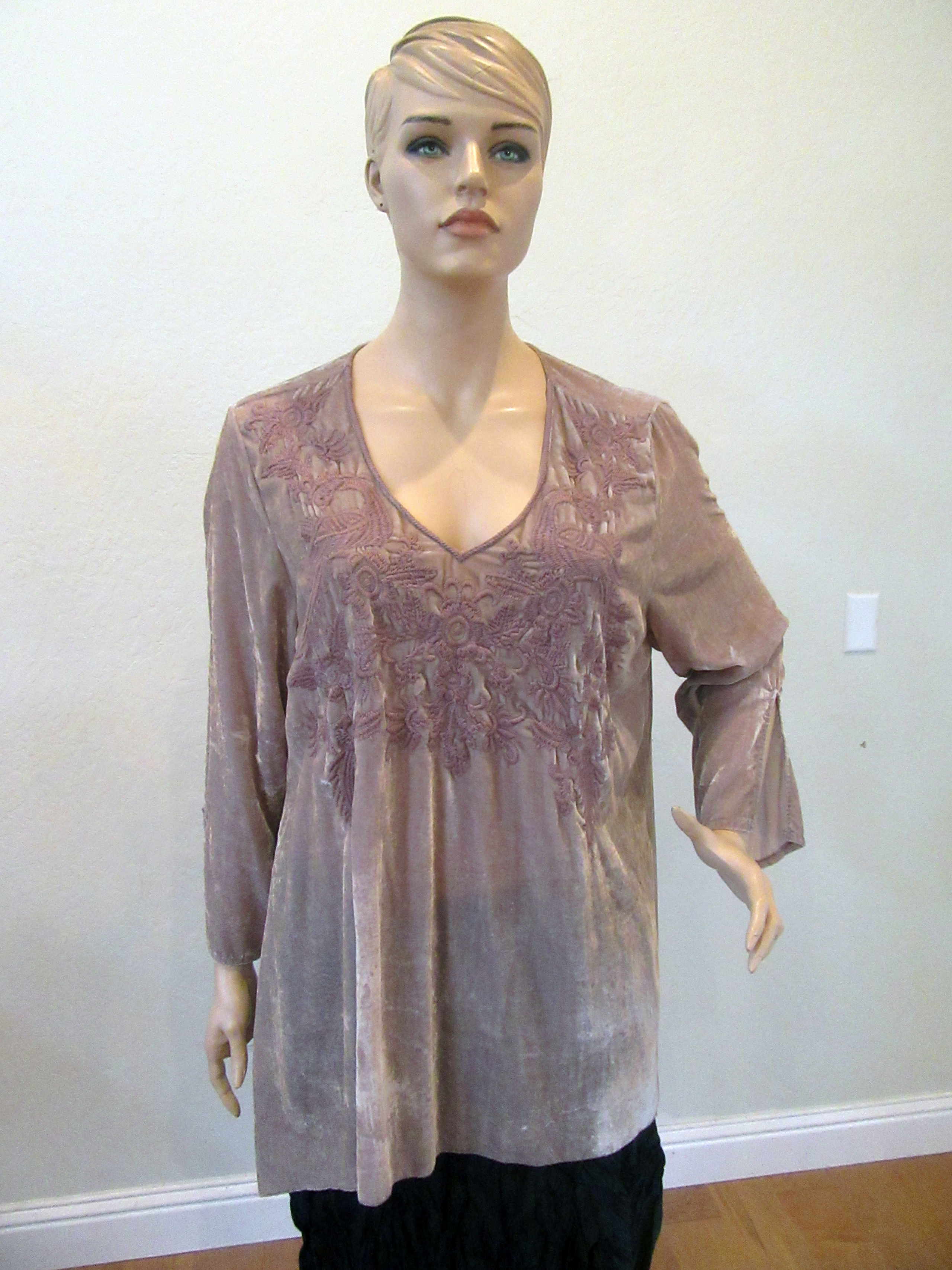 JOHNNY WAS 3X EMBROIDERED SILK VELVET SWING TUNIC B: 56